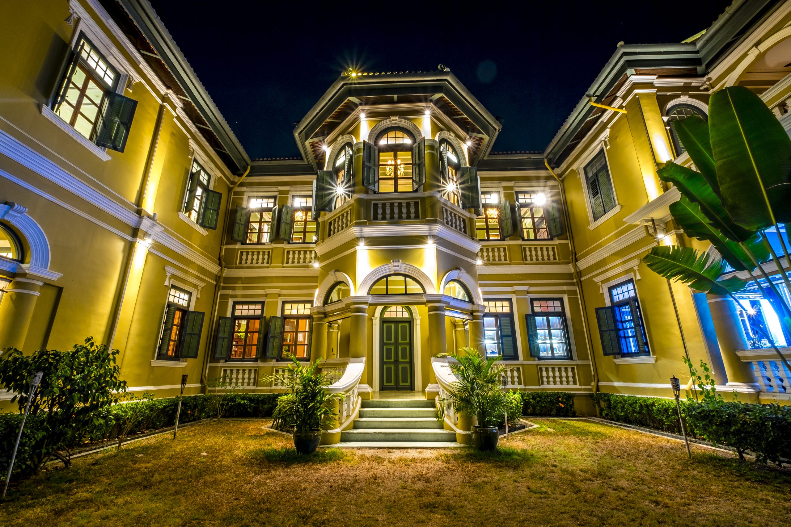 colonial style house in night scene colonial style house in night scene